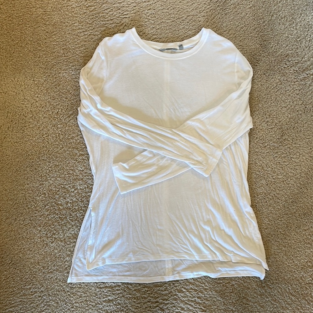Athleta long sleeve white crew neck with slits on the side